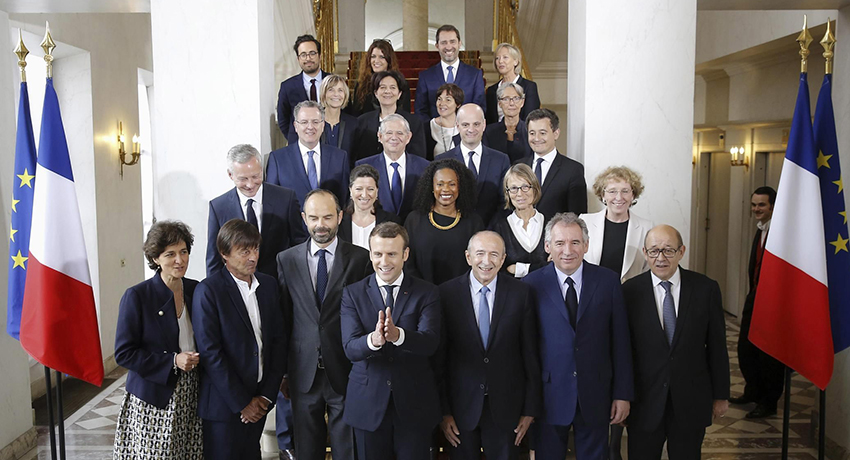 The Macron movement: 50/50 in French cabinet